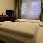 Nivy 3* Bratislava
