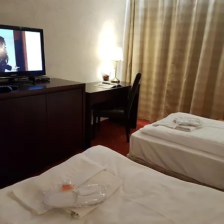 Nivy 3* Bratislava