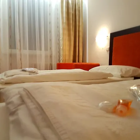 Nivy Hotell