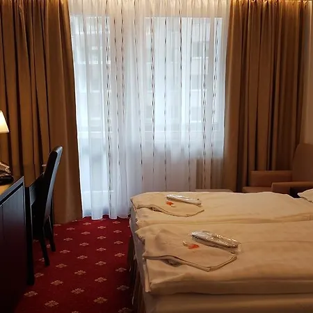 Nivy 3* Bratislava
